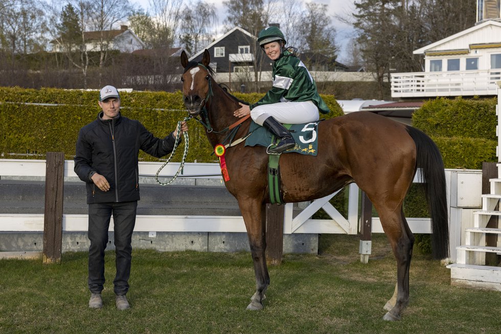 Isidor Almqvist_A5A8409 i seger nummer hundra för Hellgren.jpg